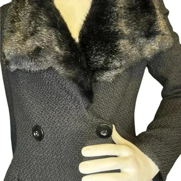 Guess by Marciano unique asymmetrical black wool coat faux fur trim. - Picture 3 of 16